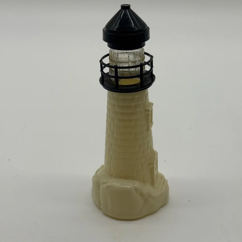 Vintage Old Spice Lighthouse Decanter After Shave Lotion Bottle Shulton 6oz